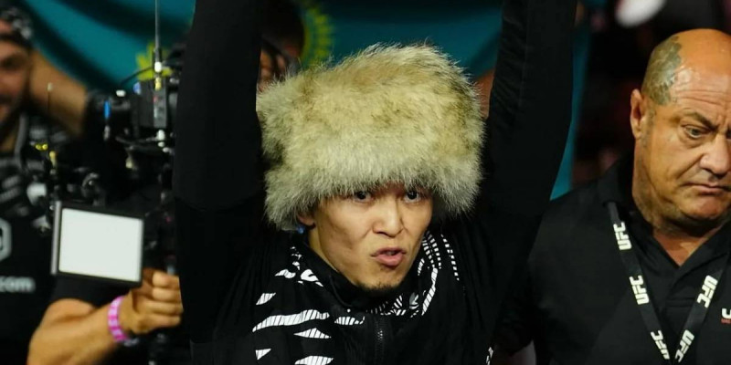 UFC: Асу Алмабаев айқын басымдықпен жеңіске жетті