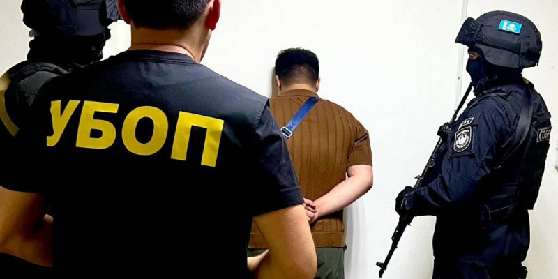 22 жастағы қостанайлық жігіт студенттерден ақша бопсалаған