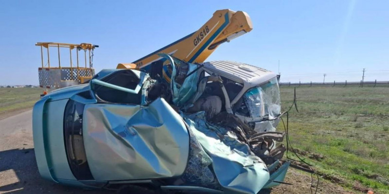 Батыс Қазақстанда жол апатынан жүргізуші көз жұмды