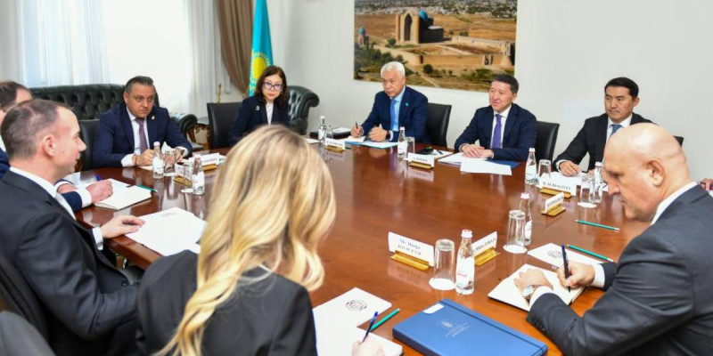 Сербиямен серіктестік