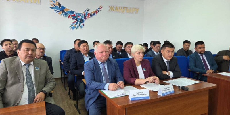 Мәжіліс депутаты Ақмола облысындағы ауылды сумен қамту мәселесін бақылауға алды