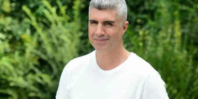 "Өмірімді тозаққа айналдырдыңдар": танымал түрік актері анасы мен ағасын айыптады