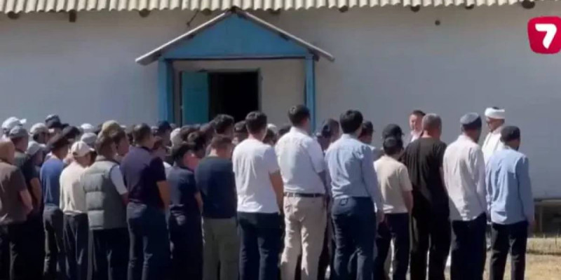 Бестеректе қаза тапқан 3 бала жер қойнына тапсырылды