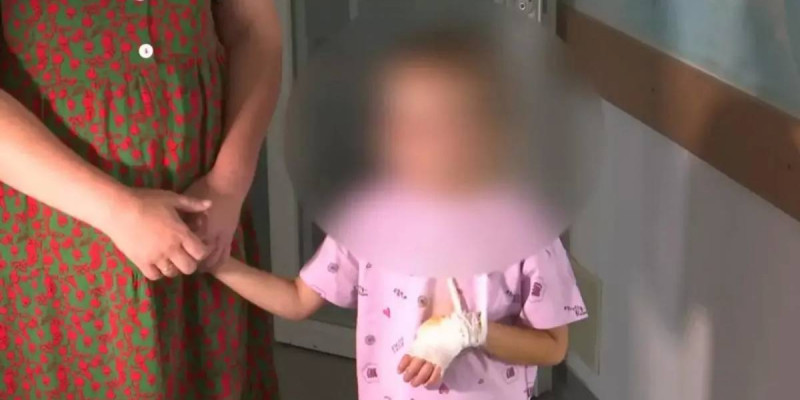 Ақтөбеде 5 жастағы баланың саусағы жұлынып кетті
