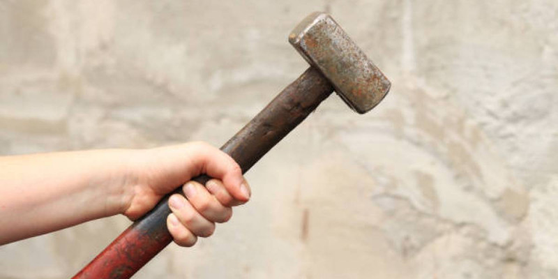 Түркістан тұрғыны әйелін балғамен ұрып өлтіріп, өз-өзіне қол салған