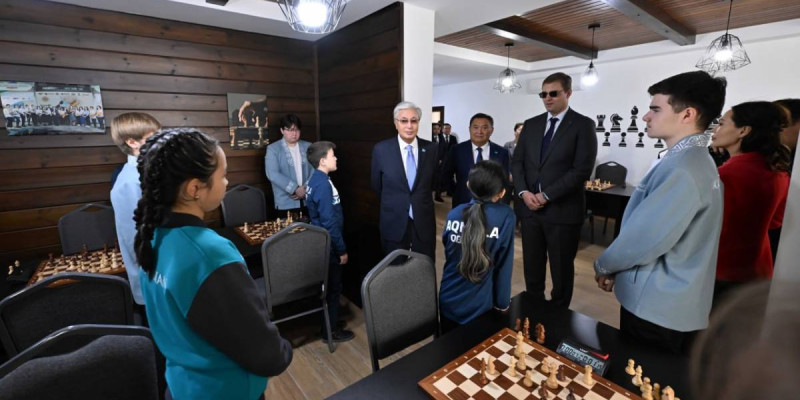 Мемлекет басшысы Шахмат үйіне барды