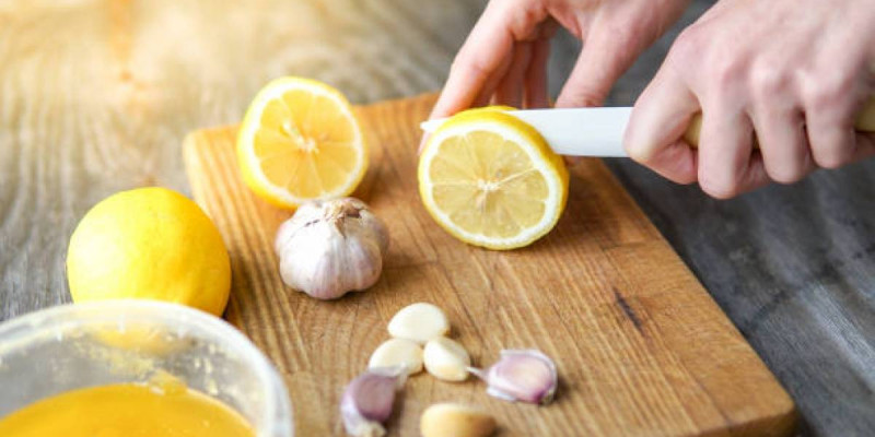 Тұмауды емдеуде лимон мен сарымсақ тиімді емес – дәрігер