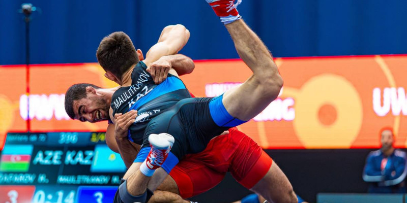 Балуан Мерей Мәулетқанов Әлем чемпионатының жартылай финалына шықты
