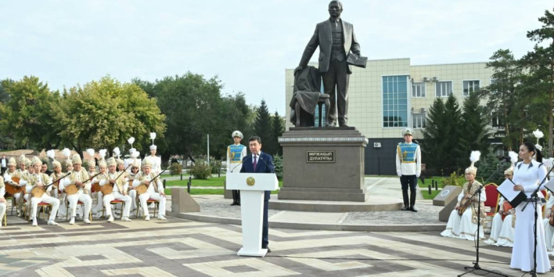 Мәжіліс спикері Міржақып Дулатұлының мерейтойы – ұлтының Алаш арысына көрсеткен құрметі екенін атап өтті