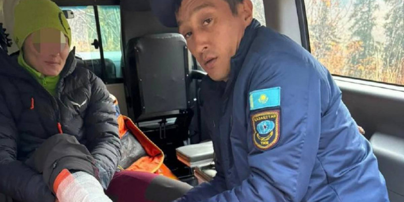 Алматы тауларында аяғын жарақаттаған шетелдік турист құтқарылды