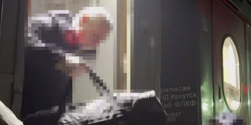 Аса ірі көлемде алаяқтық жасаған күдікті Ресейден экстрадицияланды