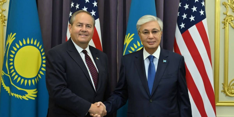 Мемлекет басшысы Cameco корпорациясының президенті Тим Гитцельді қабылдады