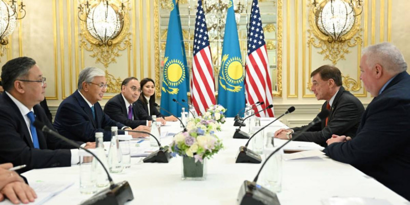 Қасым-Жомарт Тоқаев Embraer компаниясының президентімен кездесті