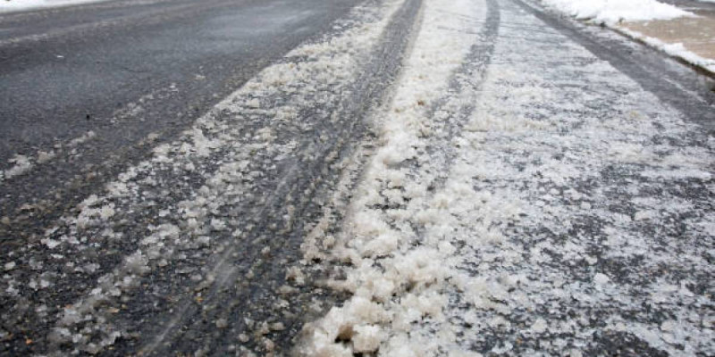 Қазақстанда қар аралас жаңбыр жауып, күн суытады