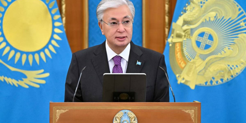 Президент алдағы Ұстаздар күнімен құттықтады