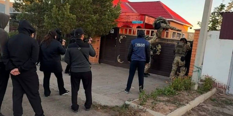 Елордада заңсыз көші-қон арнасын ұйымдастырғандар ұсталды (ВИДЕО)