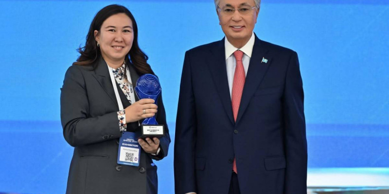 BDSM анальды ілмек