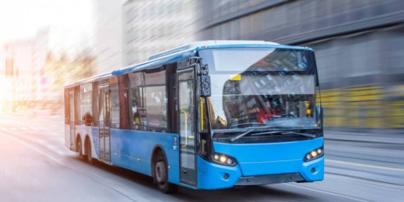 Астанада оннан астам автобус бағытын өзгертті