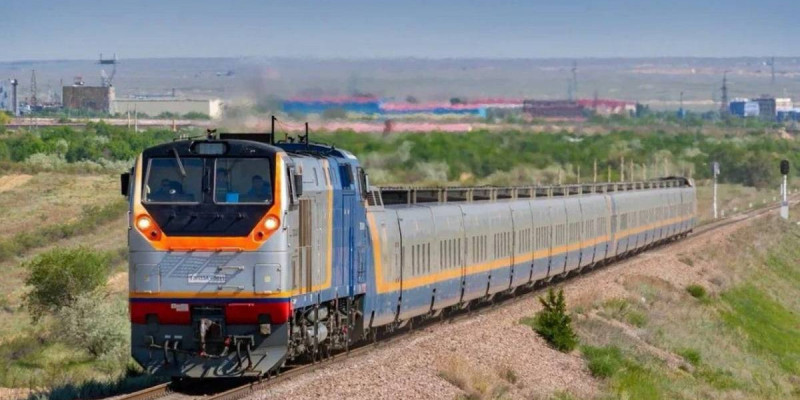 «Астана – Арқалық» бағытындағы пойызда Starlink интернеті іске қосылды