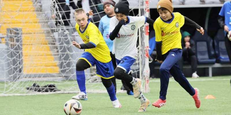 Футбол — үміт сыйлайтын спорт:  UNI Football League ерекше балалардың өмірін қалай өзгертіп жатыр