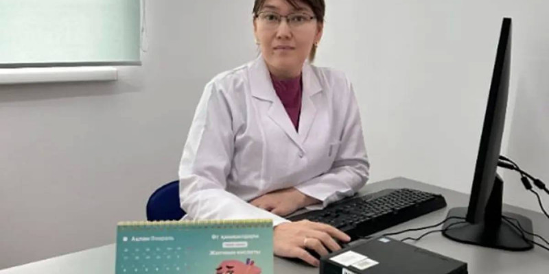 Ақтаулық медбике ұшақта ер адамды құтқарып қалды
