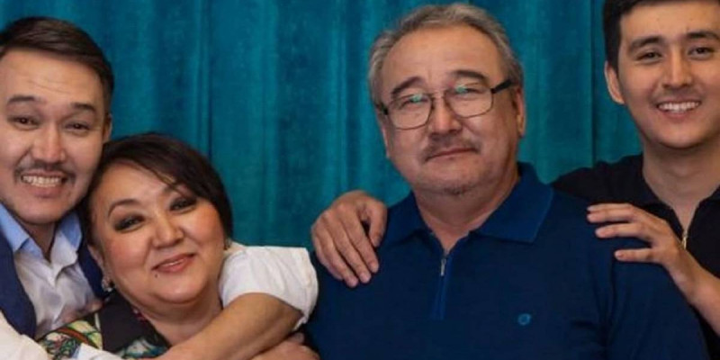 «Әкем үшін қатты қысым сеземіз»: Нұрлан Өнербаевтың ұлы өзін сынайтындар туралы айтты