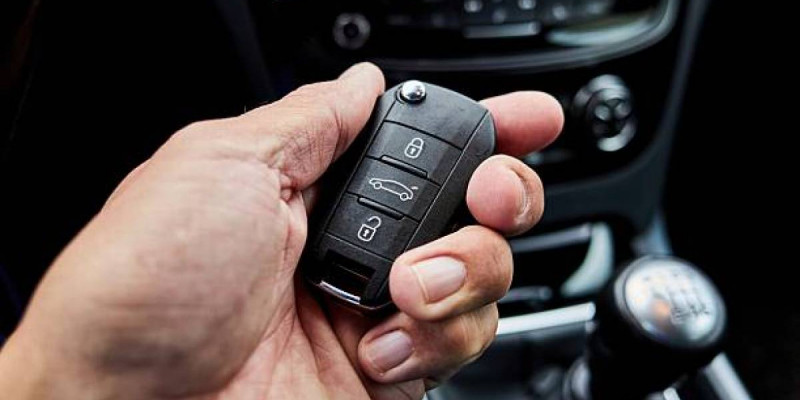 Қызылордада алаяқтар 18 көлікті өз аттарына аударып алып, сатып жіберген