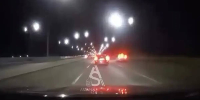 Астанада Audi мен Volkswagen көліктері соқтығысты (ВИДЕО)