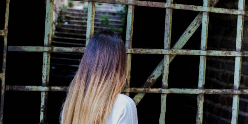 «Бостандықтың қадірін ұқтым»: 5 жылға сотталған 23 жастағы қыздың өкініші