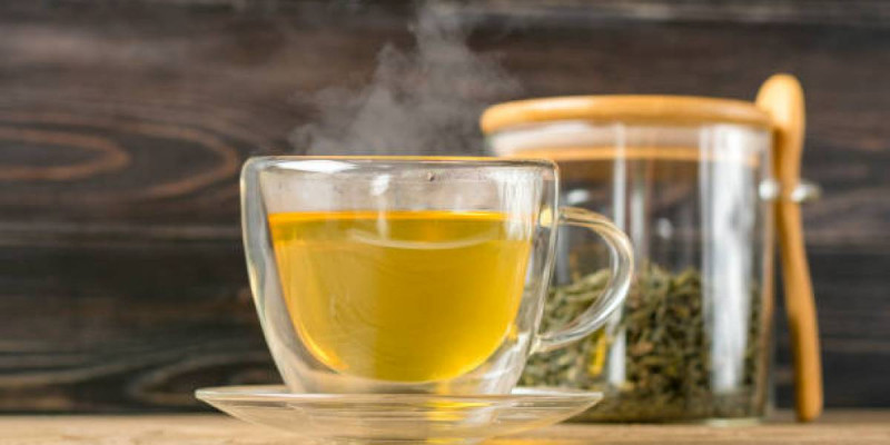 Дәрігер жасыл және қара шайдың пайдасын салыстырды