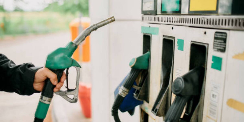 Елімізде жанар-жағармай қазанда қанша қымбаттады