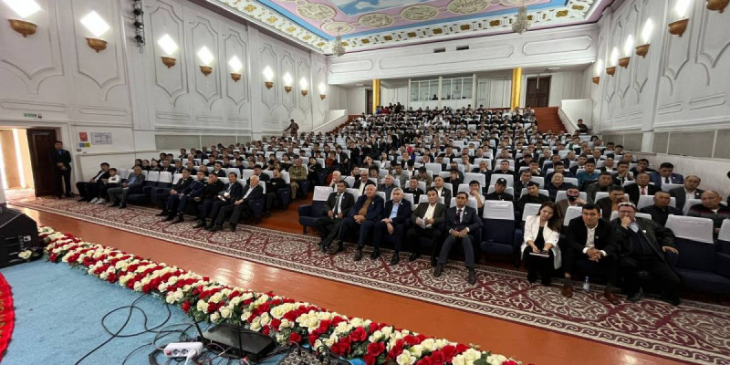 «Әке болу – абырой»: Жетісуда 400-ге жуық әке бас қосқан форум өтті