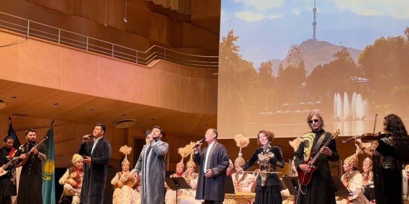 “Алматы әуендері” мен “Ұлытау” тобы Эстония жұртшылығын таңдай қақтырды