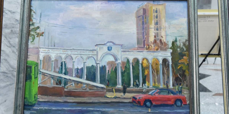 ҚазҰУ-да пленэрде салынған суреттер көрмесі ашылды