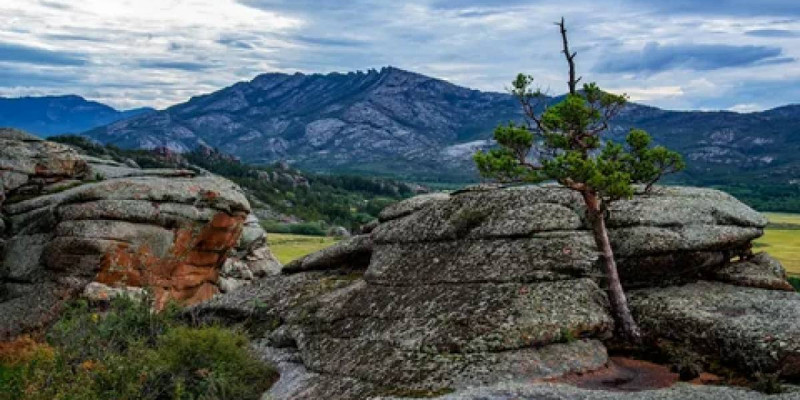 Қарқаралы тауларында туристер адасып кетті