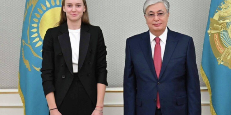 Тоқаев Елена Рыбакинаны жеңісімен құттықтады