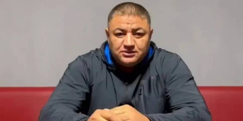 Хасан Қасымбаев сот залының әйнегін сындырып, жанжал шығарды