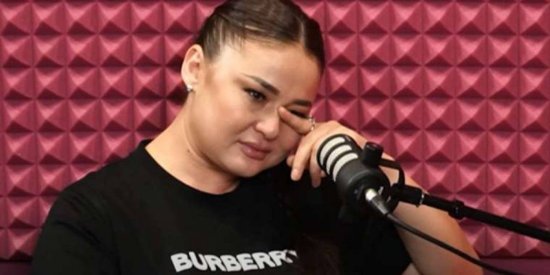 «Тұрсынбек өліп қалған жоқ»: Қоғам белсендісі Мөлдір Мұқанованы сынға алды