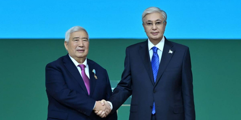 Президент ауыл шаруашылығы саласының 30 еңбеккерін марапаттады