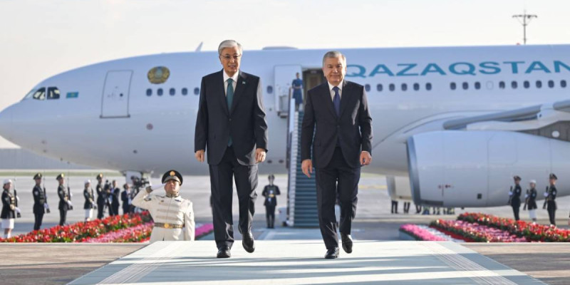 Қасым-Жомарт Тоқаев Өзбекстанға мемлекеттік сапармен барды