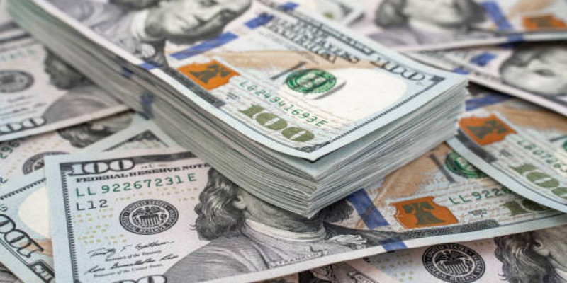 Доллар 522 теңгеге арзандады