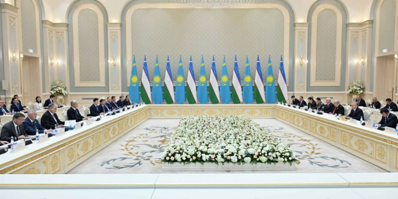 Қазақстан мен Өзбекстан президенттері Жоғарғы кеңестің екінші отырысына қатысты