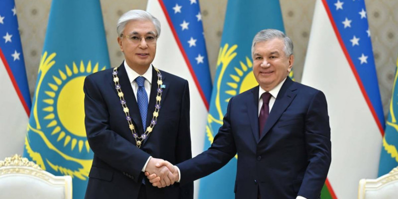Қасым-Жомарт Тоқаевқа Өзбекстанның ең жоғары мемлекеттік наградасы табысталды
