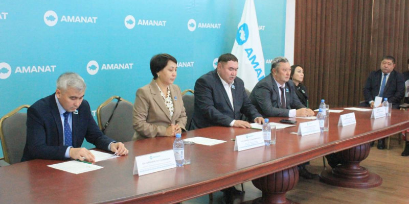 Жетісу облысында Әйелдер қанаты атқаратын жұмыстардың басым бағыттары талқыланды