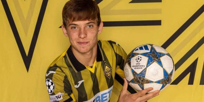 Футболшы Азамат Тұяқбаев: Әкем – қазақ, анам – неміс