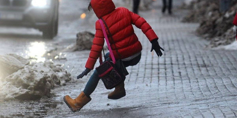 "Көктайғақ болады":  Қазақстанның басым бөлігінде дауылды ескерту жарияланды