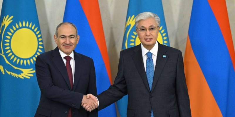Мемлекет басшысы Армения Премьер-министрімен келіссөз жүргізді