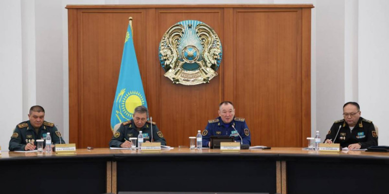 "Биыл 2 710 сарбаз білім гранттарын иеленді": Астанада әскери қызметтің беделін көтеру мәселесі талқыланды