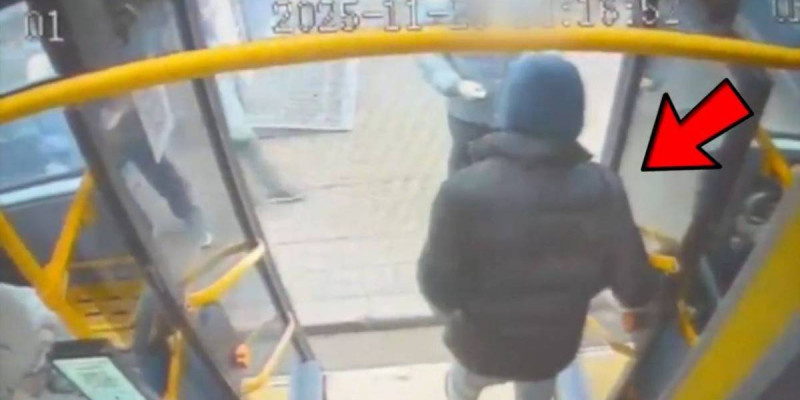 Астана тұрғыны автобуста газ баллонын шашқан