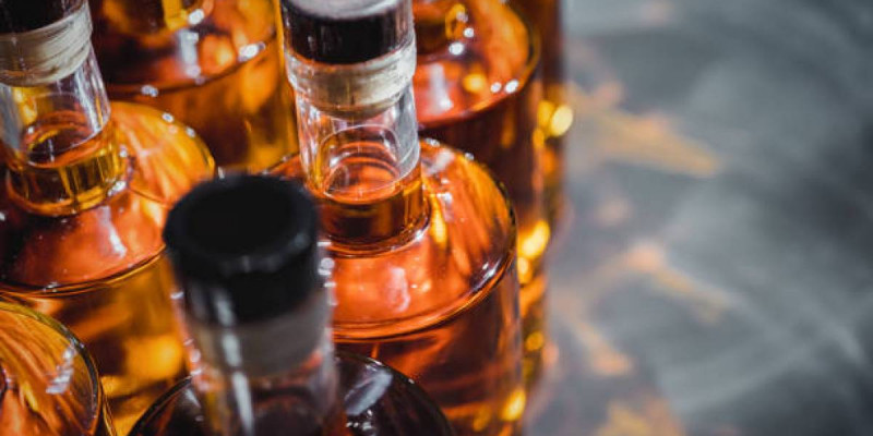 Оралда алкоголь өнімдерін заңсыз сатқан 95 адам жауапқа тартылды